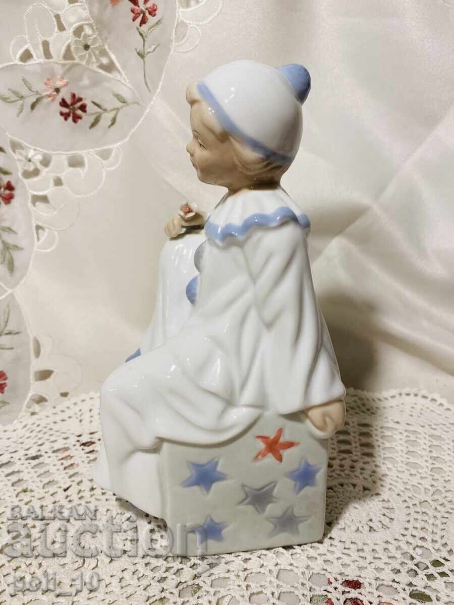 figurina de portelan cu preț € 25.00 | 48.90 BGN
