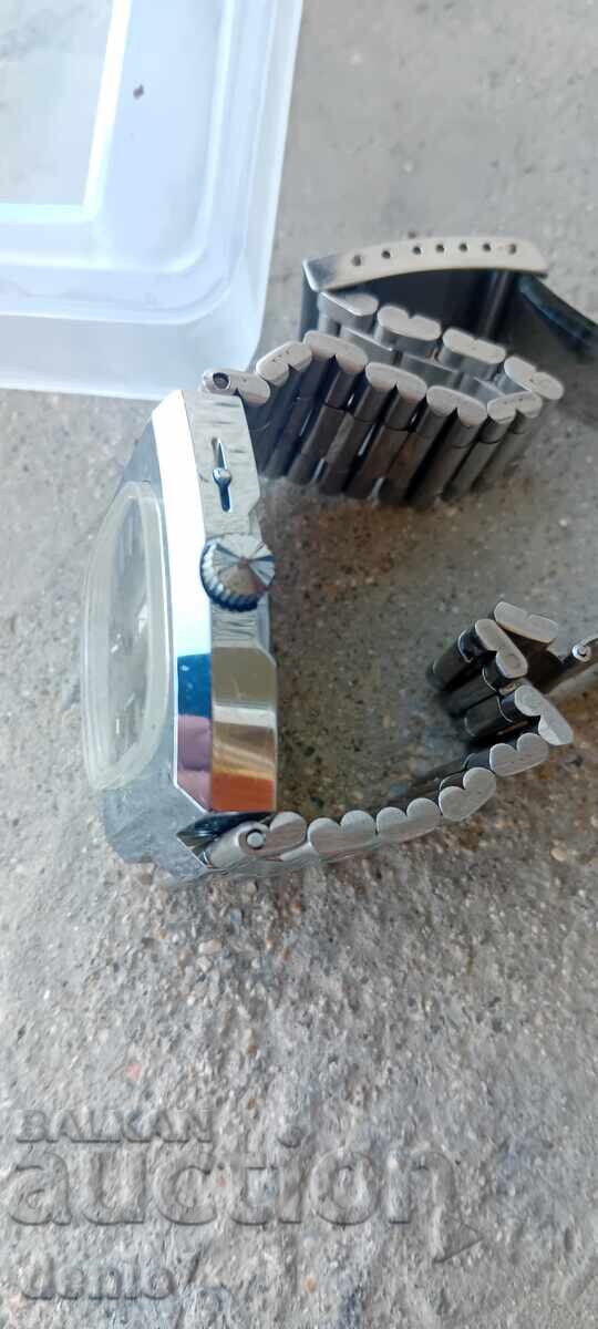 Delivery of Slava wristwatch, automatic, 27 jewels, with box