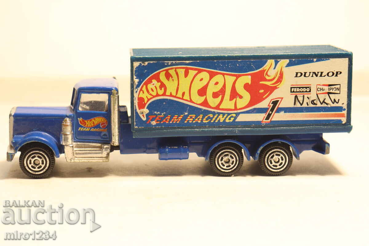 CAMION HOT WHEELS DUNLOP SCARA 1/64 MODEL MAȘINUȚĂ CAMION HOT WHEELS DUNLOP SCARA 1/64 MODEL MAȘINUȚĂ
