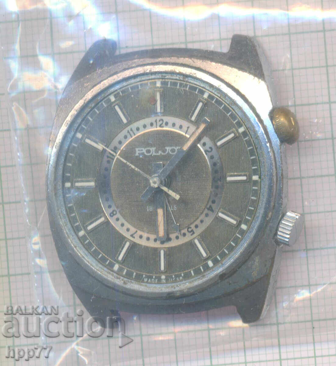 Το ρολόι 22 λειτουργεί χωρίς γυαλί