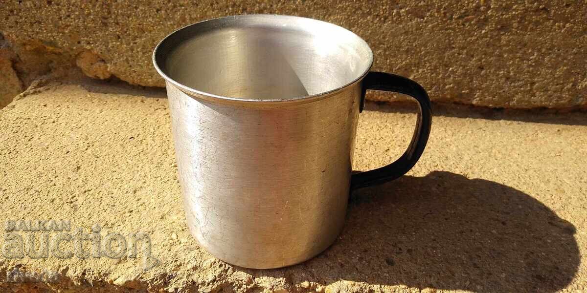 Ceaun de lapte din aluminiu din perioada socialistă, 1L cu preț € 10.00 | 19.56 BGN