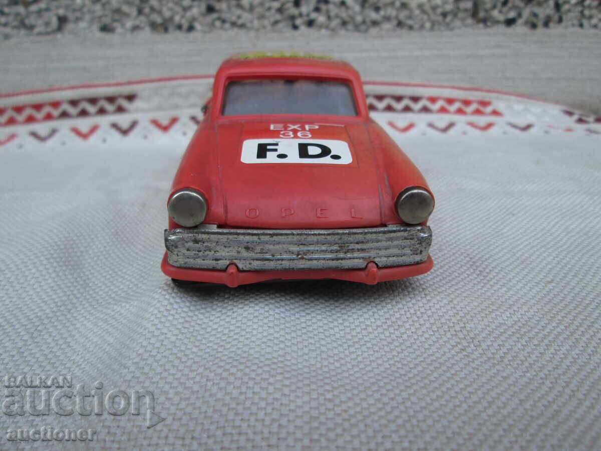ΠΑΛΙΟ ΠΑΙΧΝΙΔΙ OPEL CARAVAN με τιμή € 25.00 | 48.90 BGN