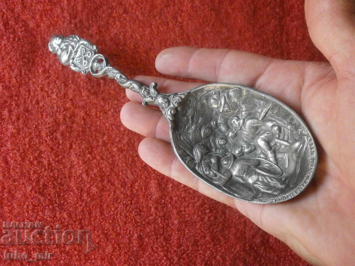 OLD COLLECTIBLE SPOON - 6 OLD COLLECTIBLE SPOON - 6