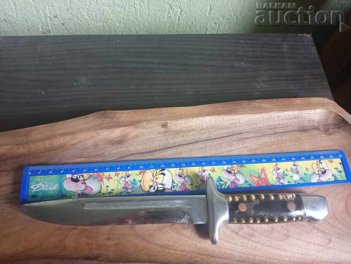 Cuțit militar/de armată retro cu teacă, de serviciu cu preț € 70.00 | 136.91 BGN