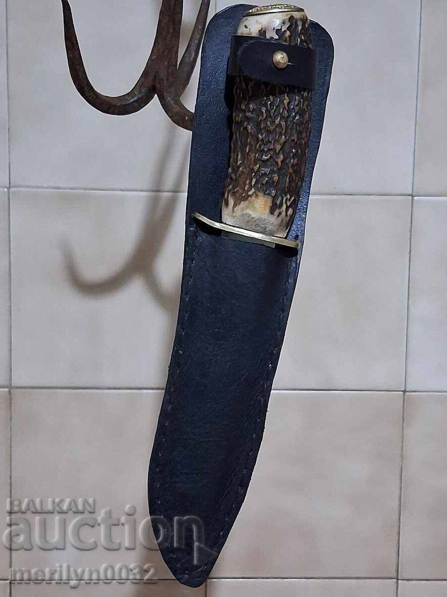 Δημοπρασία Κυνηγετικό μαχαίρι με θήκη, λαβή από κέρατο ελαφιού