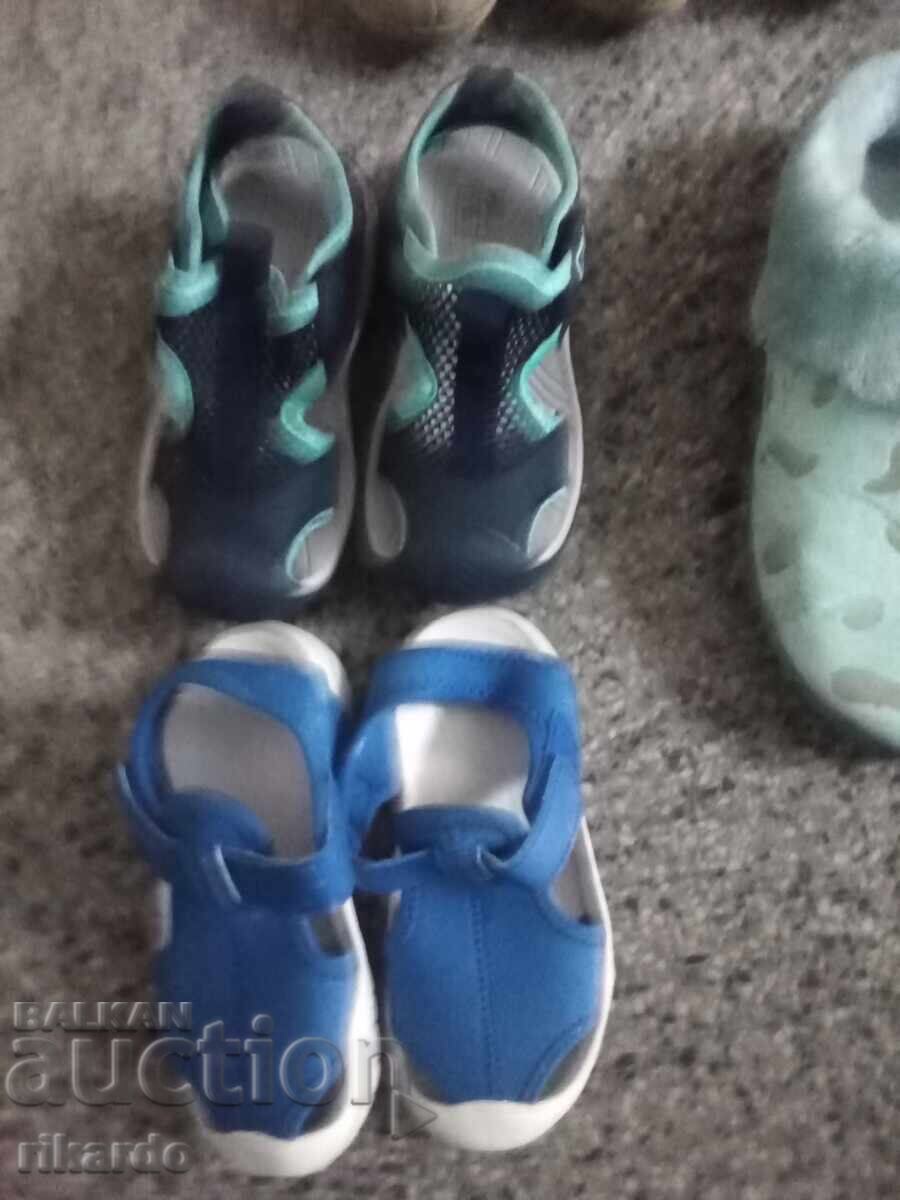 Lot of children's shoes with price € 5.00 | 9.78 BGN
