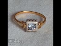 Inel placat cu aur cu topaz. Argint