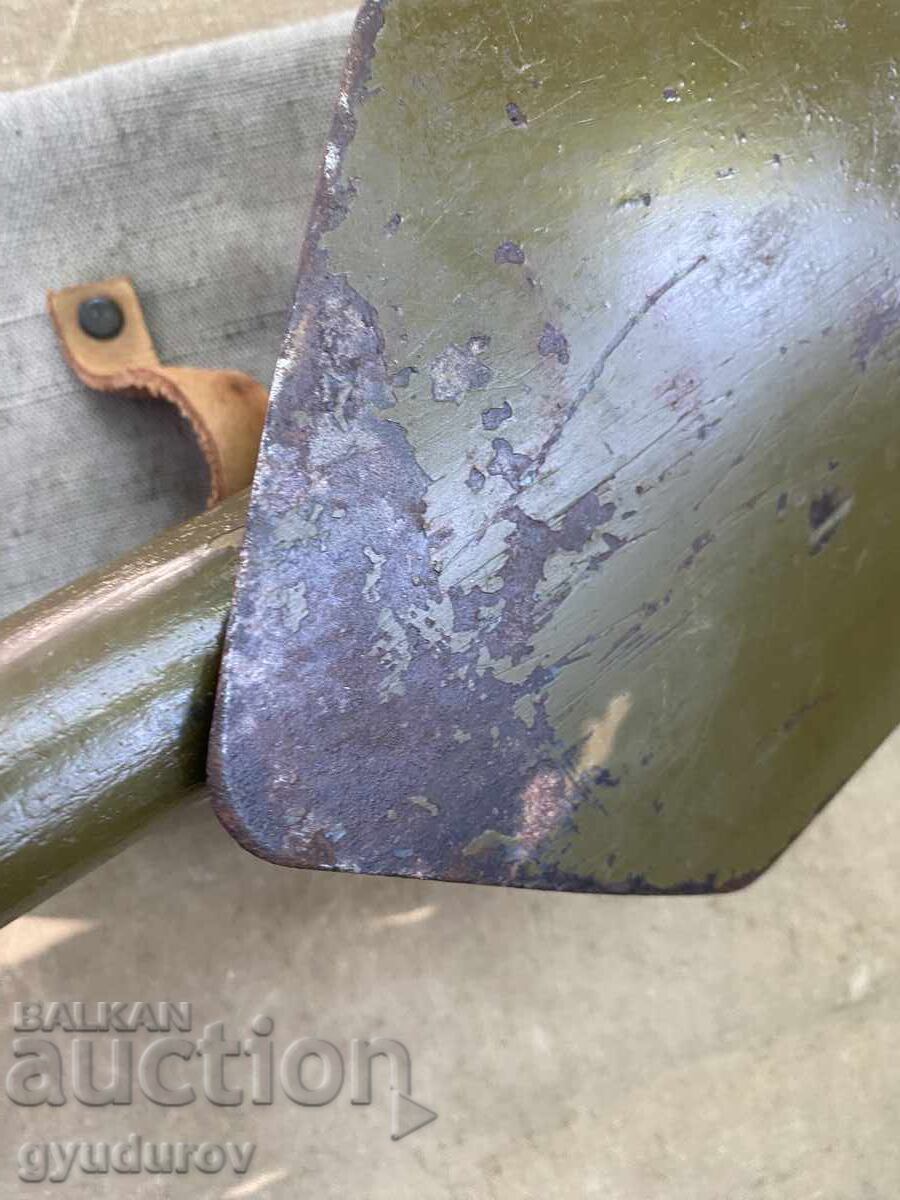 Delivery of Entrenching tool Delivery of Entrenching tool