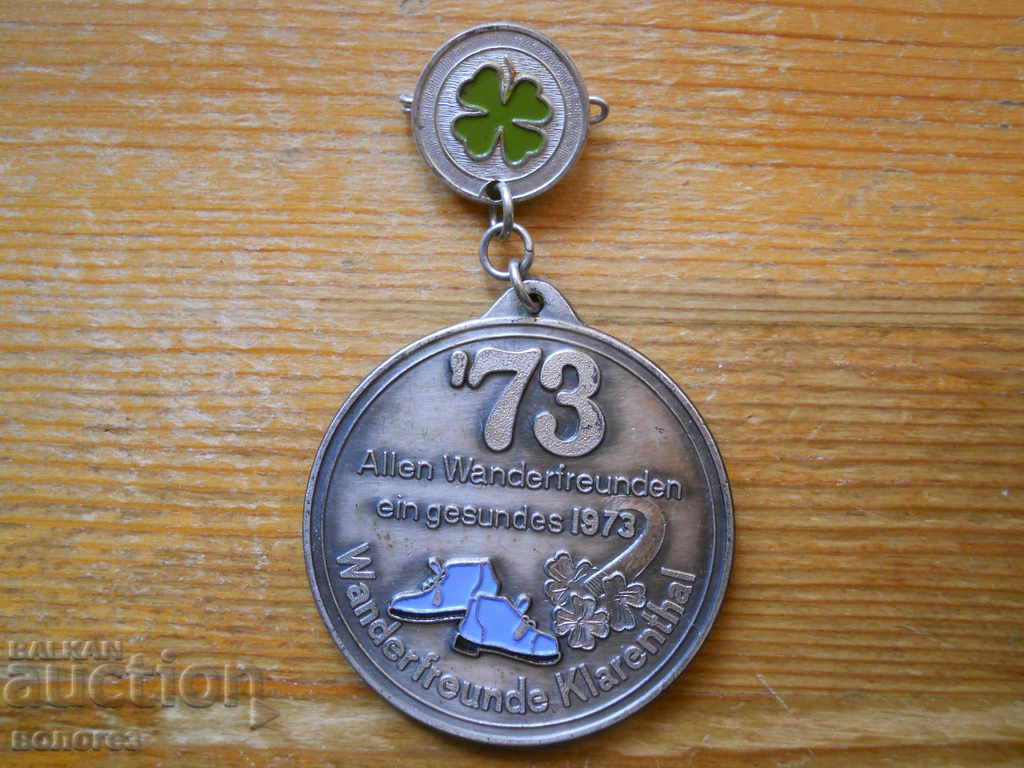 Medalia Campaniei Turistice Internaționale - Germania 1973 cu preț € 5.20 | 10.17 BGN