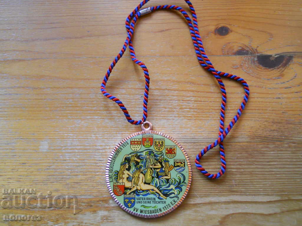 Medalia Campaniei Turistice Internaționale - Germania 1978 cu preț € 10.30 | 20.15 BGN Medalia Campaniei Turistice Internaționale - Germania 1978 cu preț € 10.30 | 20.15 BGN