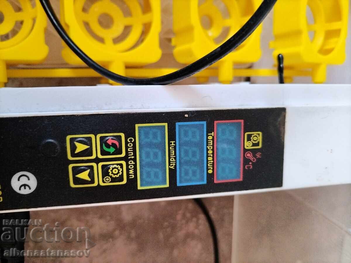 Licitație Incubator casnic cu întoarcere automată a ouălor