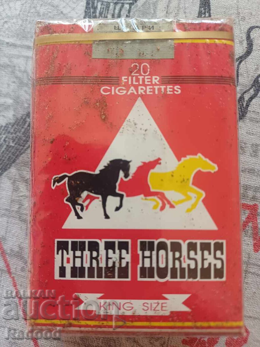 THREE HORSES с цена € 20.00 | 39.12 лв.