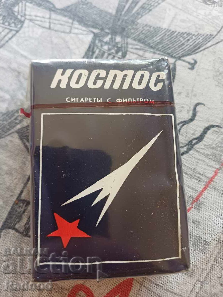 КОСМОС с цена € 18.00 | 35.21 лв. КОСМОС с цена € 18.00 | 35.21 лв.