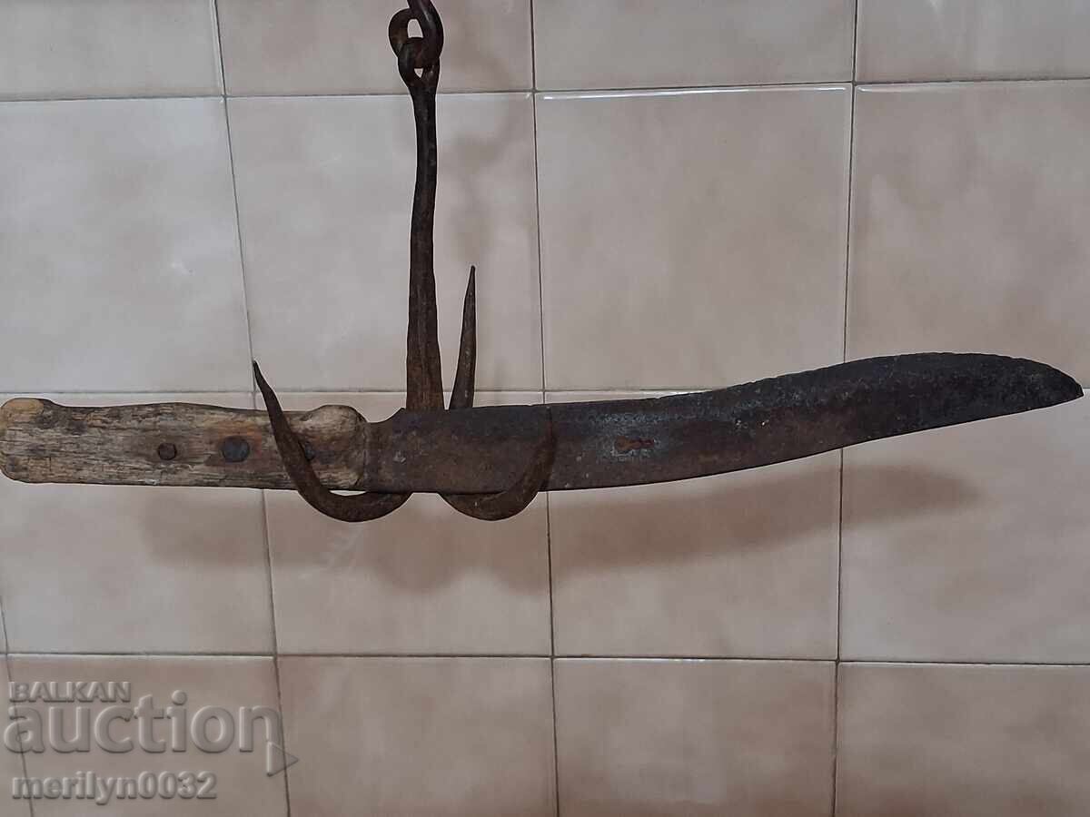 Παλιό χαιδουτικό μαχαίρι χωρίς θήκη με σφραγίδα στη λάμα