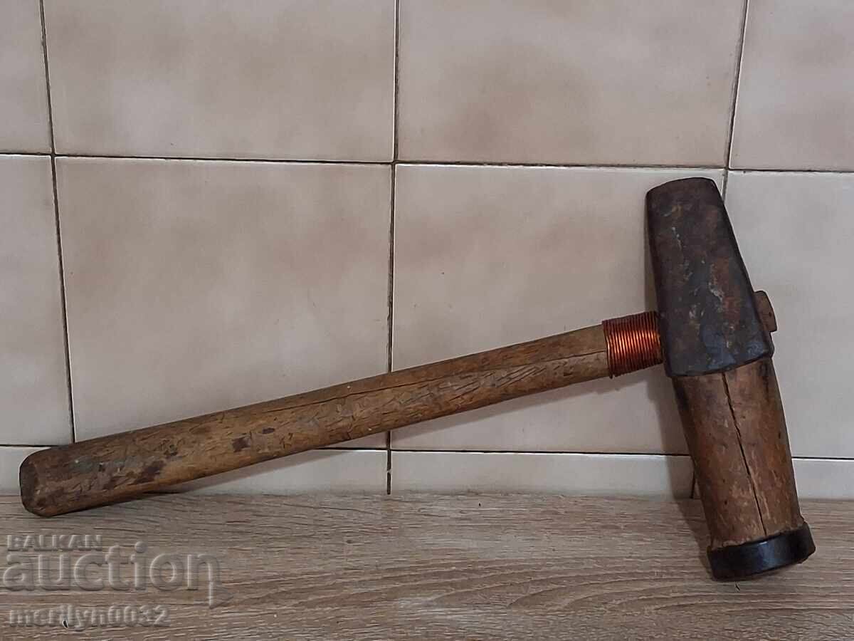Ciocan de dogar vechi, lemn, fier forjat, butoi cu preț € 33.95 | 66.40 BGN