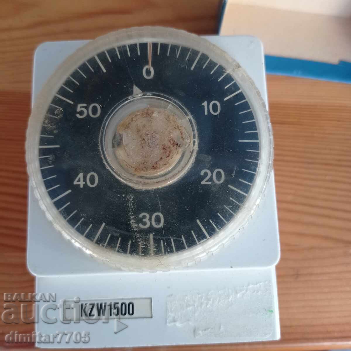 Cronometru retro de bucătărie KZW 1500 – RDG (Germania de Est) cu preț € 6.00 | 11.74 BGN Cronometru retro de bucătărie KZW 1500 – RDG (Germania de Est) cu preț € 6.00 | 11.74 BGN