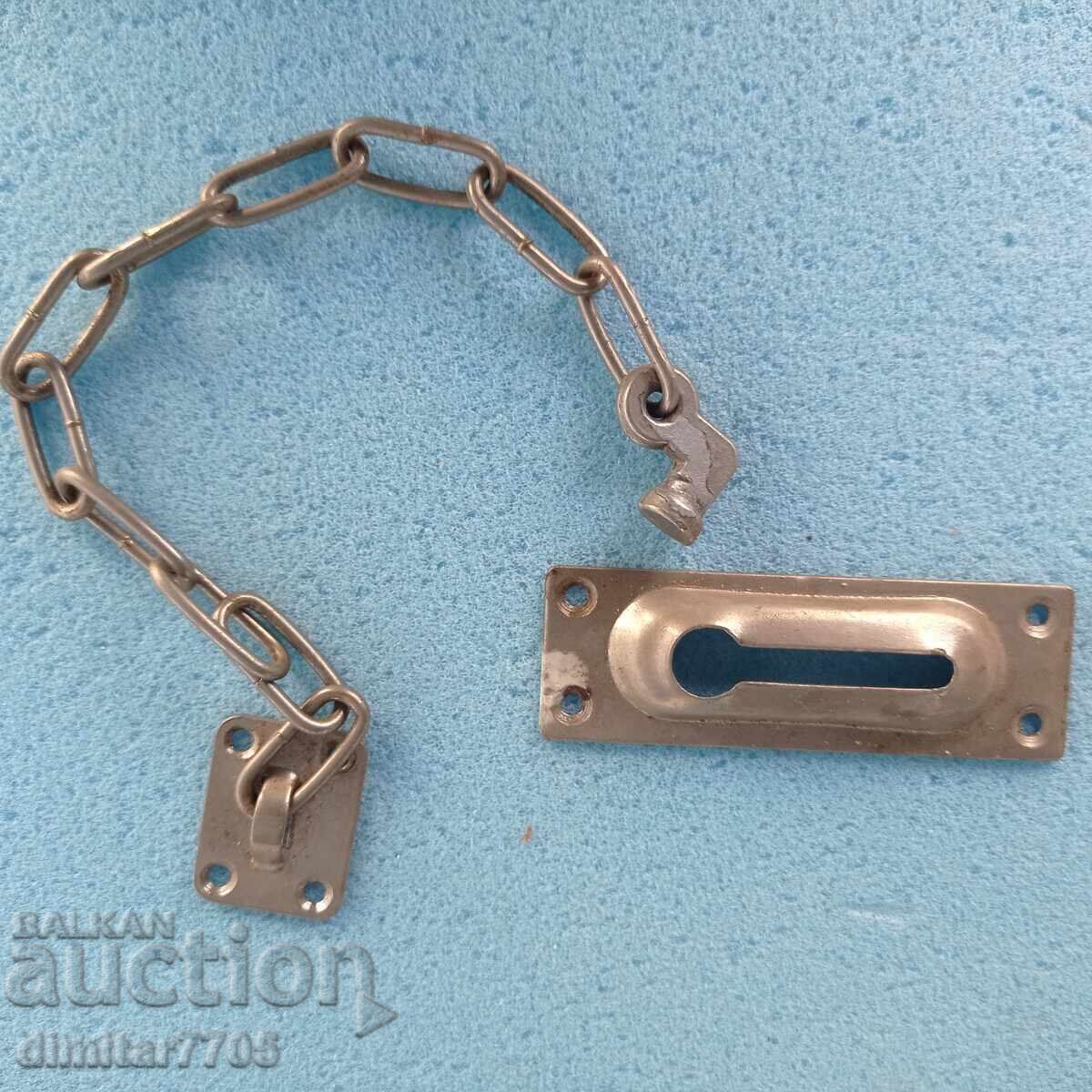 Μάνταλο πόρτας με αλυσίδα με τιμή € 2.00 | 3.91 BGN