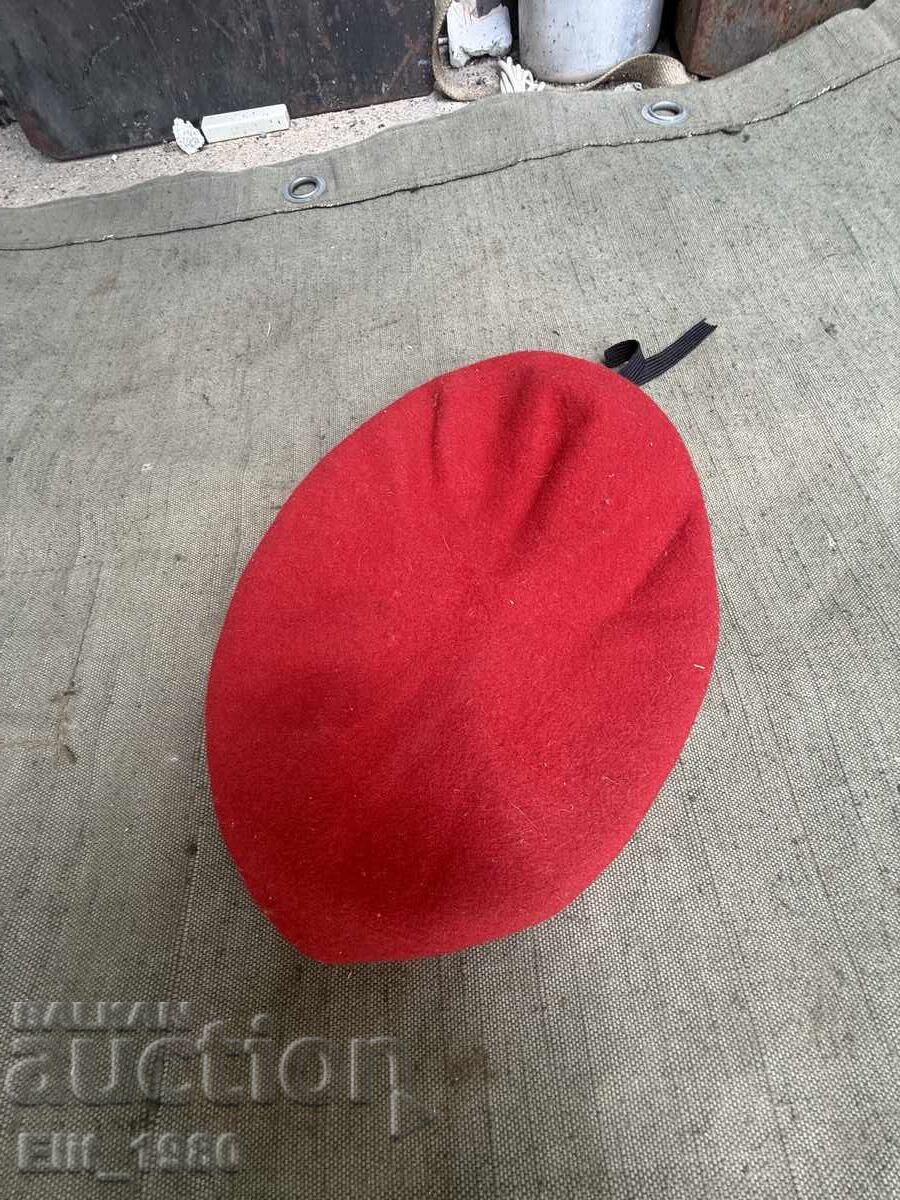 General-issue beret (women's) with price € 8.00 | 15.65 BGN General-issue beret (women's) with price € 8.00 | 15.65 BGN