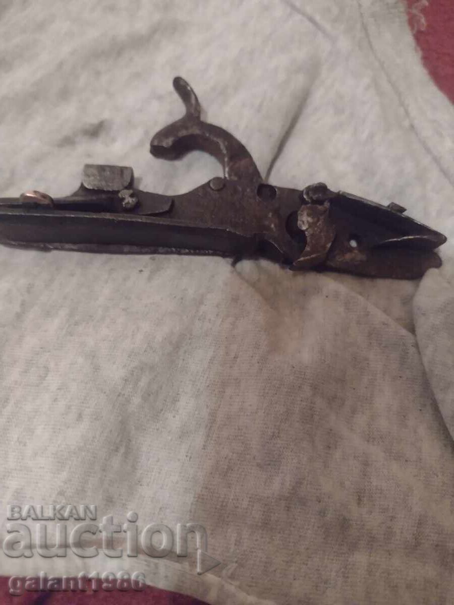 Auction  STAR MECHANISM