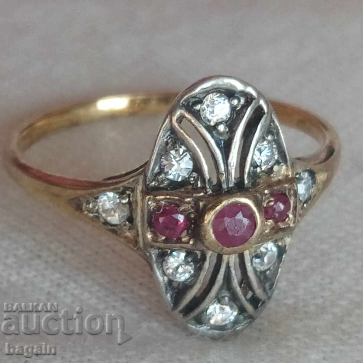 Inel Art Deco cu rubine. Argint placat cu aur