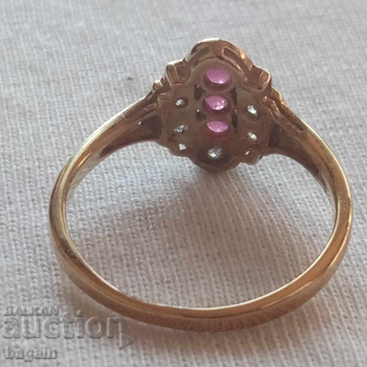 Inel Art Deco cu rubine. Argint placat cu aur cu preț € 30.00 | 58.68 BGN
