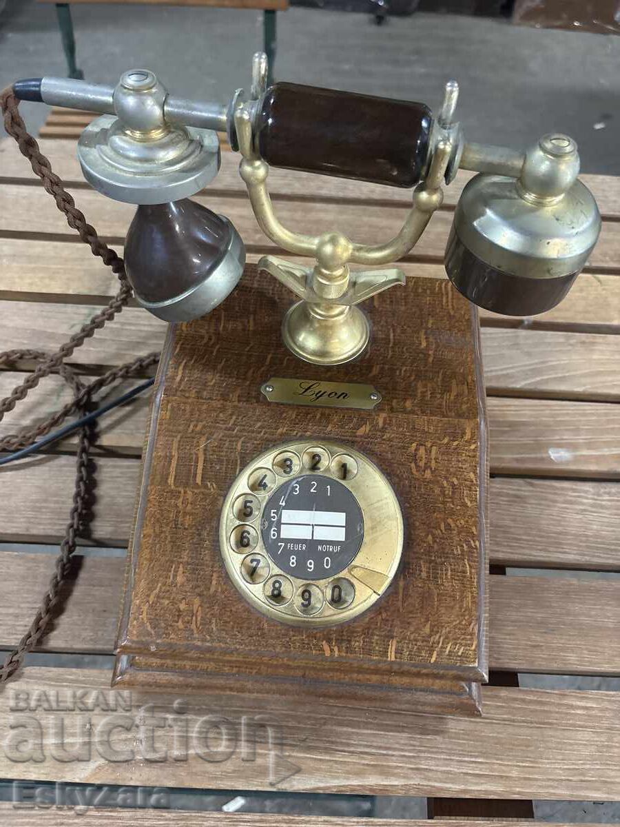 Retro phone