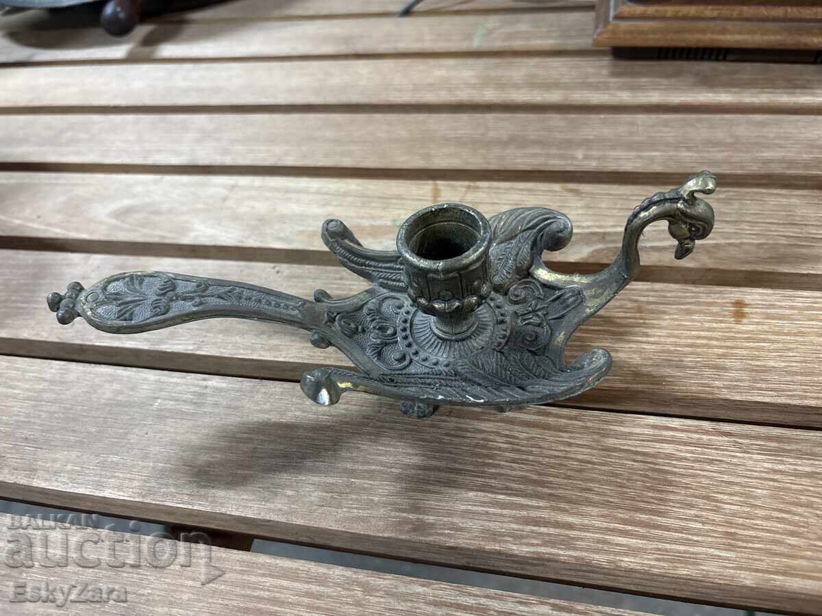 Vintage ορειχάλκινο κηροπήγιο τύπου "Chamberstick"
