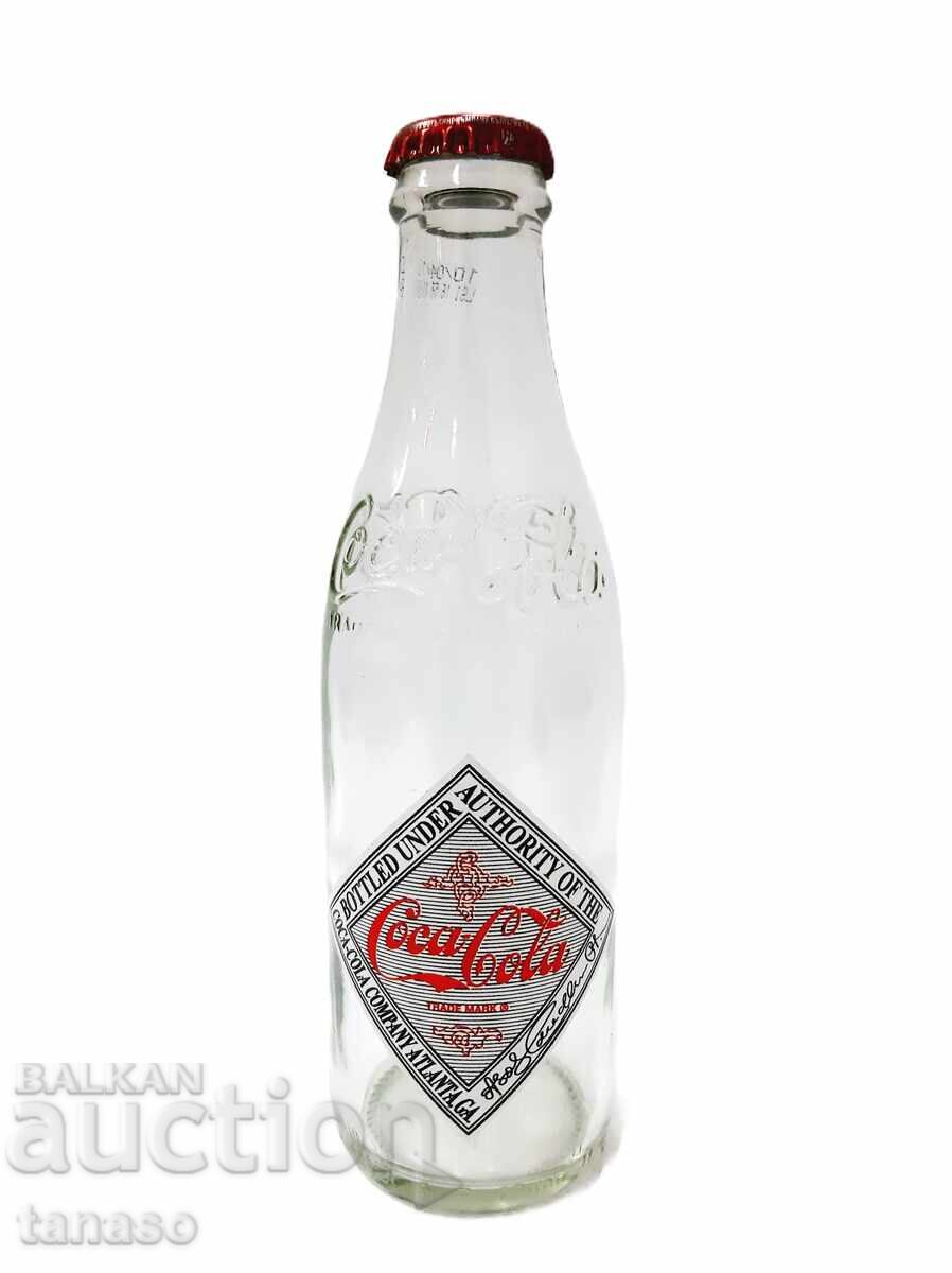 Стъклена бутилка Coca-Cola 2012 лимитирана серия като нова Стъклена бутилка Coca-Cola 2012 лимитирана серия като нова