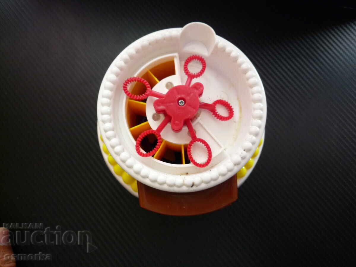 Bubble machine cake toy for kids summer fun - 5 Bubble machine cake toy for kids summer fun - 5