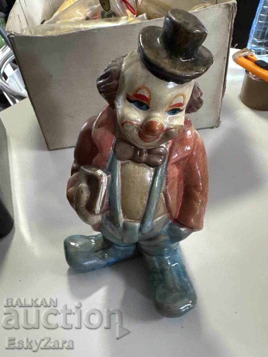 Clown figure