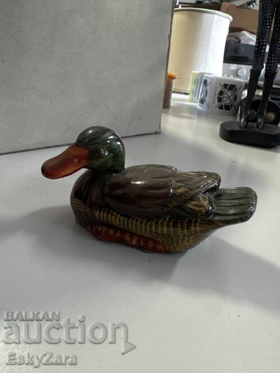Figurină rață
