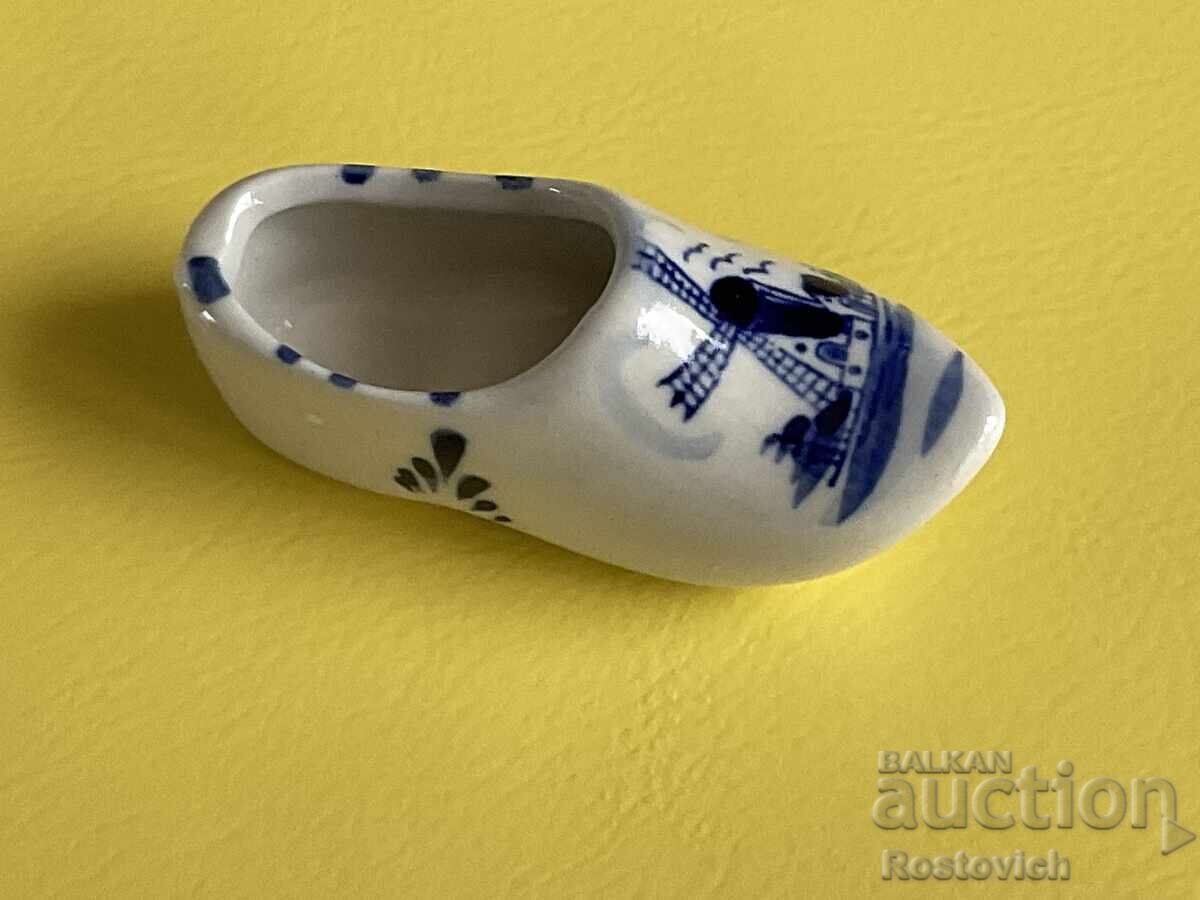 Ολλανδικό αναμνηστικό «Delft Blue» με τιμή € 5.00 | 9.78 BGN