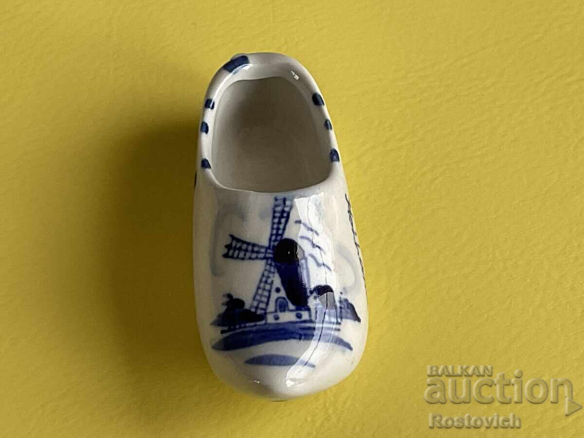 Δημοπρασία Ολλανδικό αναμνηστικό «Delft Blue»