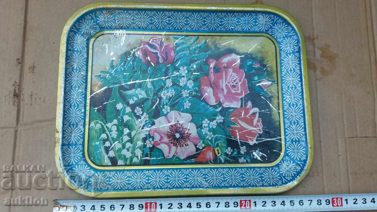 TAVĂ METALICĂ SOCIALISTĂ POLONEZĂ - FLORI cu preț € 2.99 | 5.85 BGN