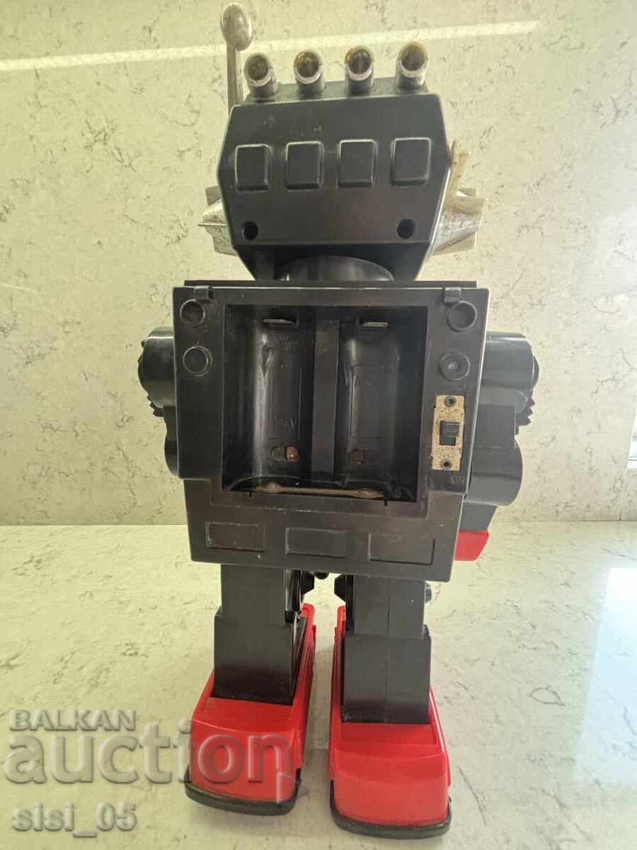 Jucărie robot din plastic pentru copii cu preț € 20.00 | 39.12 BGN