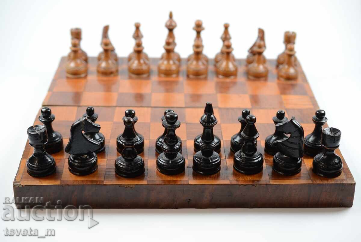 Δημοπρασία Ξύλινο σκάκι 33 x 33 εκ. - Βασίλειο της Βουλγαρίας Δημοπρασία Ξύλινο σκάκι 33 x 33 εκ. - Βασίλειο της Βουλγαρίας