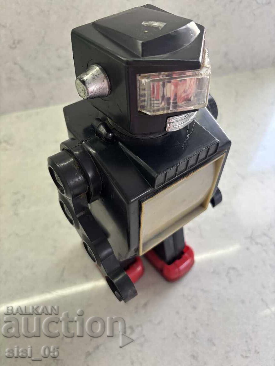 Children's plastic robot toy - 5 Children's plastic robot toy - 5