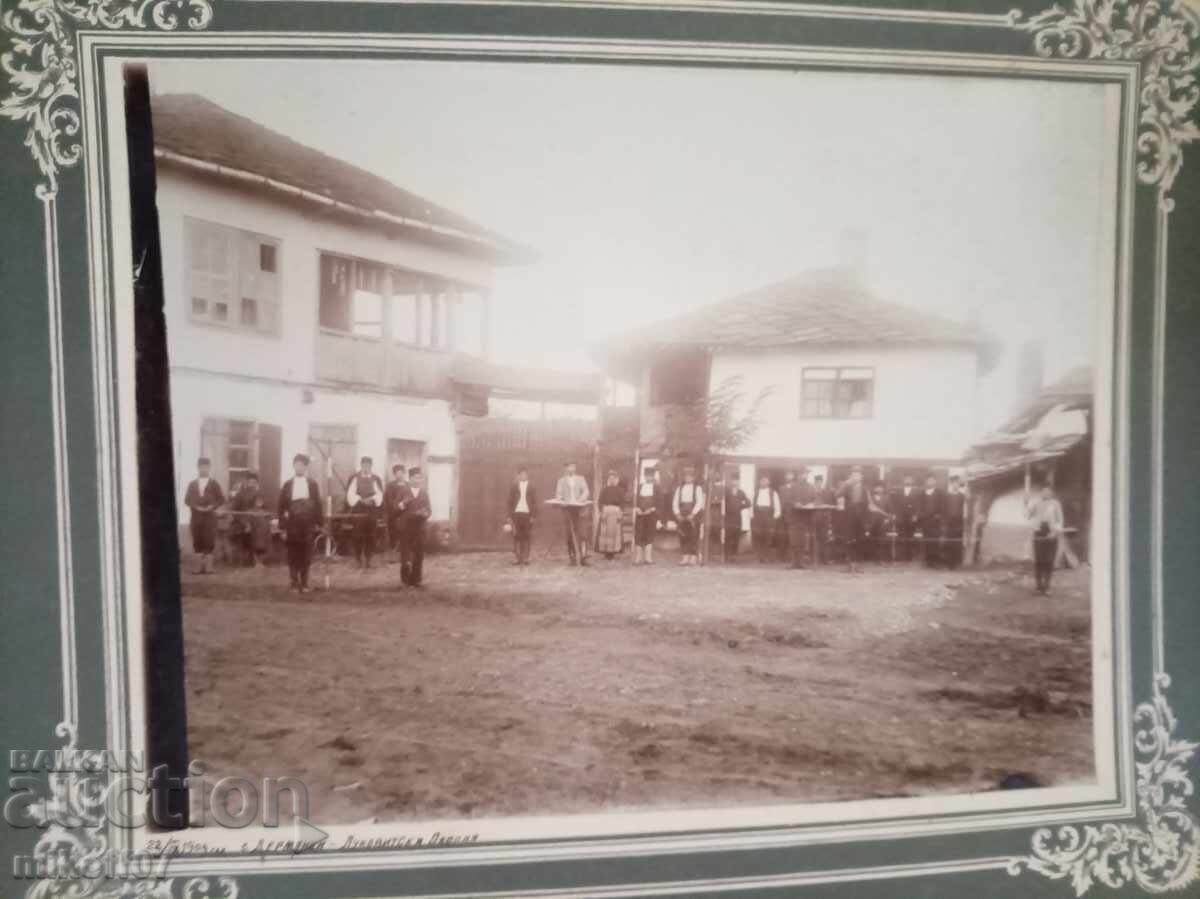 Снимка картон фотография 1909 г. с. Дерманци Луковит с цена € 50.00 | 97.79 лв.