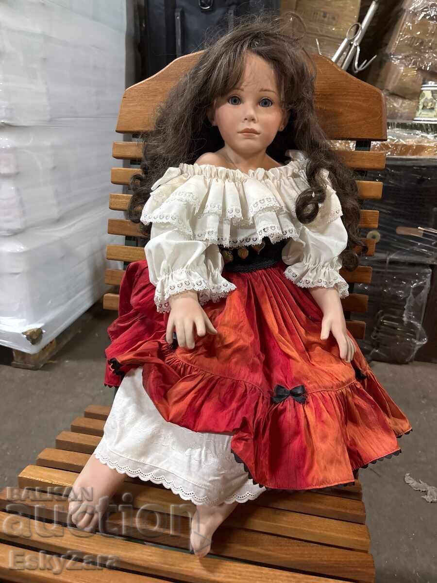 Συλλεκτική πορσελάνινη κούκλα "The Doll Artworks" (1992)