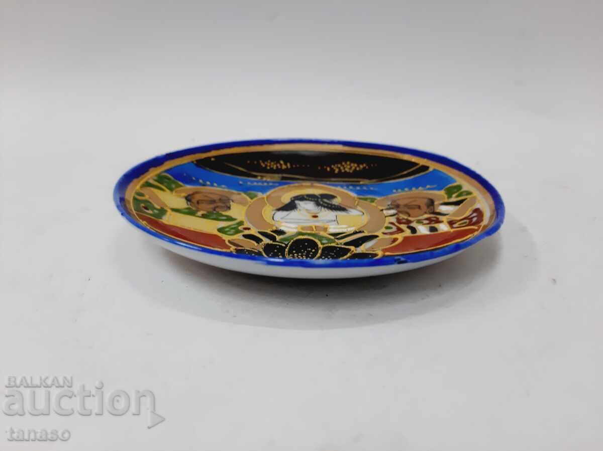 Доставка на Стара китайска чиния за стена Red Medallion 11 см