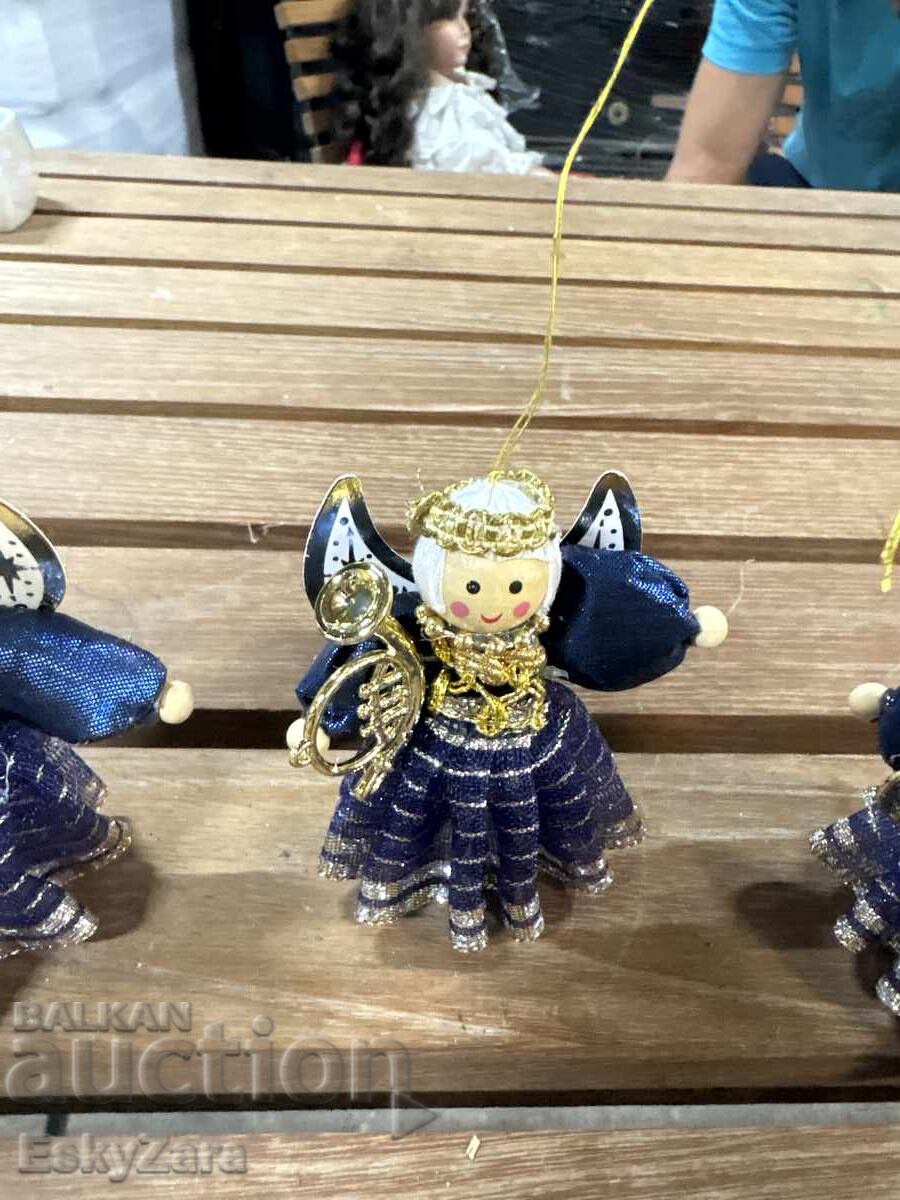 Auction  Angels