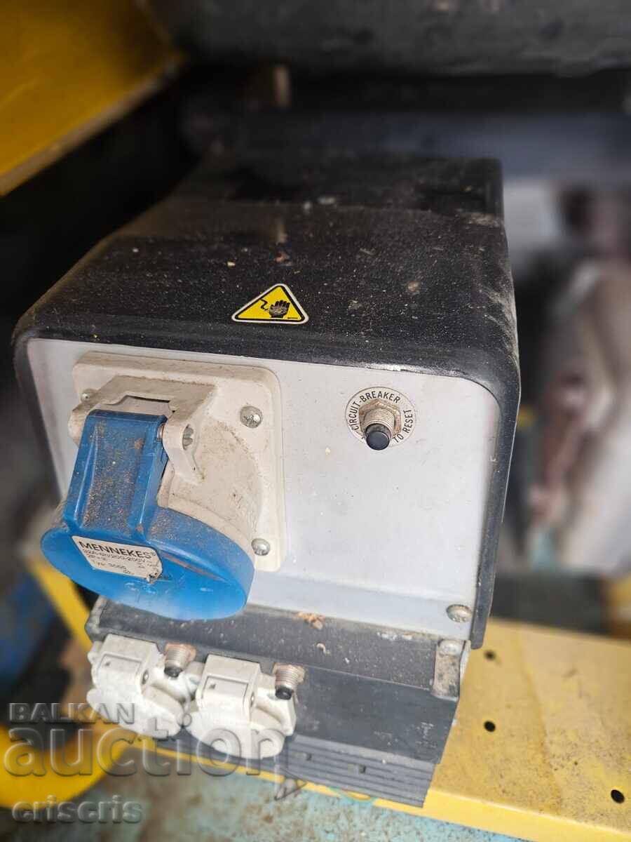 Βενζινοκίνητη γεννήτρια 7 kW με τιμή € 2000.00 | 3911.67 BGN Βενζινοκίνητη γεννήτρια 7 kW με τιμή € 2000.00 | 3911.67 BGN