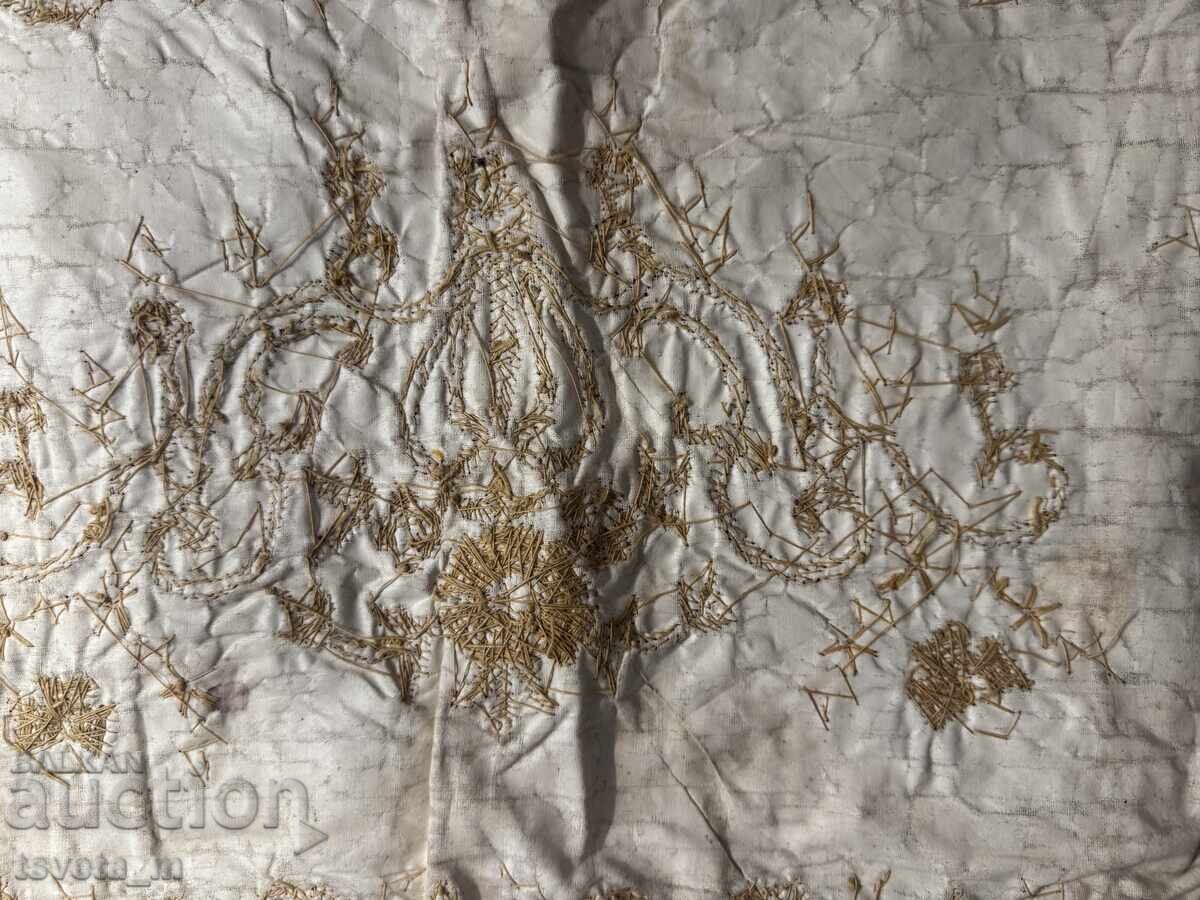Delivery of Traditional antique textile 19th century velvet and sırma (gold/silver embroidery)