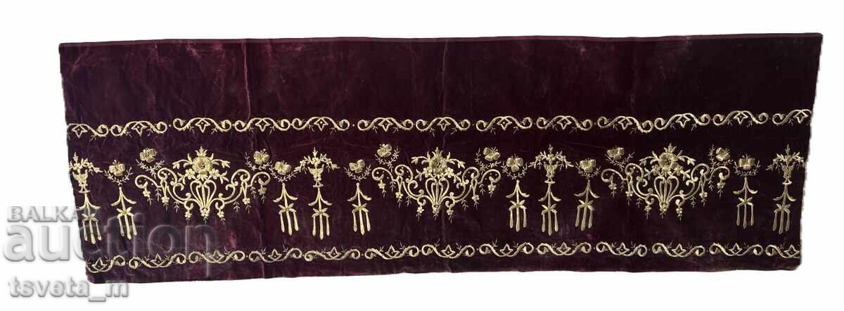 Textil antic tradițional din secolul al XIX-lea, catifea și fir metalic (sârmă) cu preț € 50.00 | 97.79 BGN