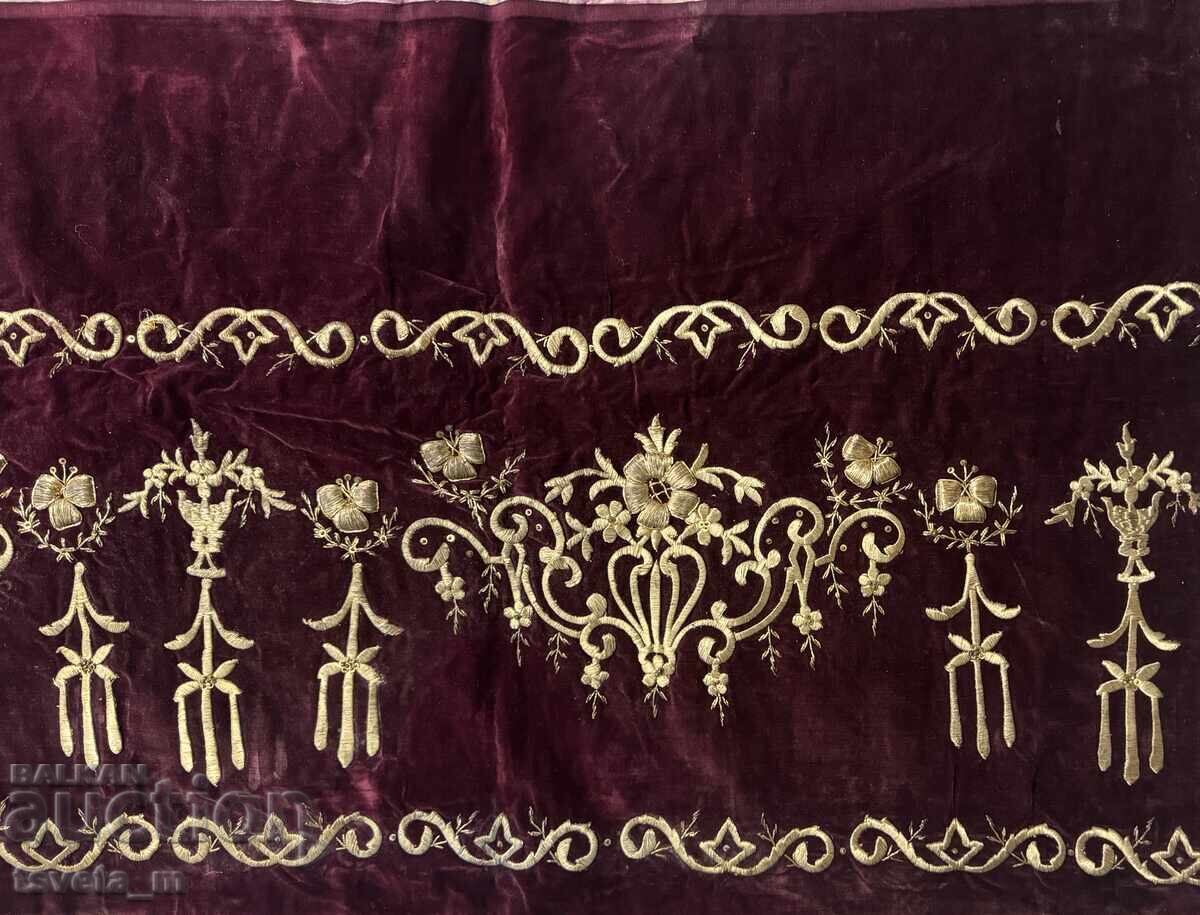 Licitație Textil antic tradițional din secolul al XIX-lea, catifea și fir metalic (sârmă)