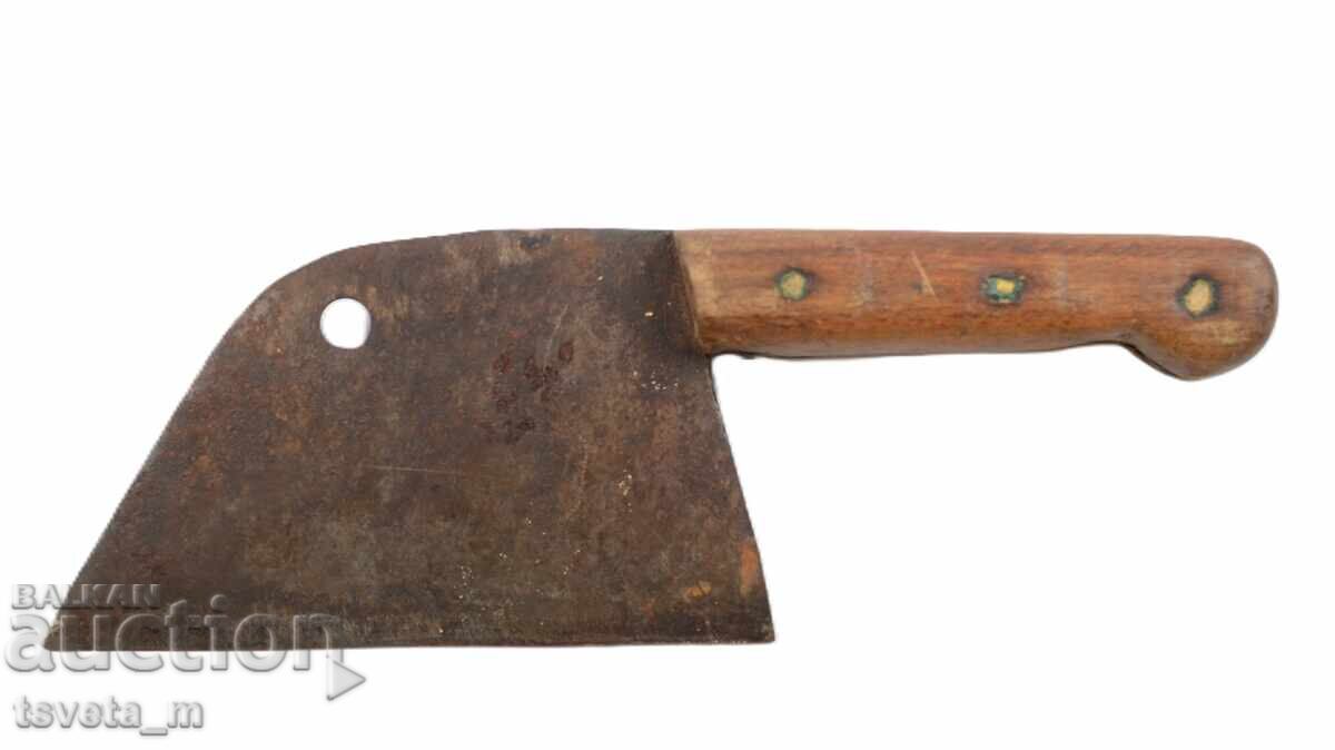 Satâr cu mâner de lemn cu preț € 10.00 | 19.56 BGN