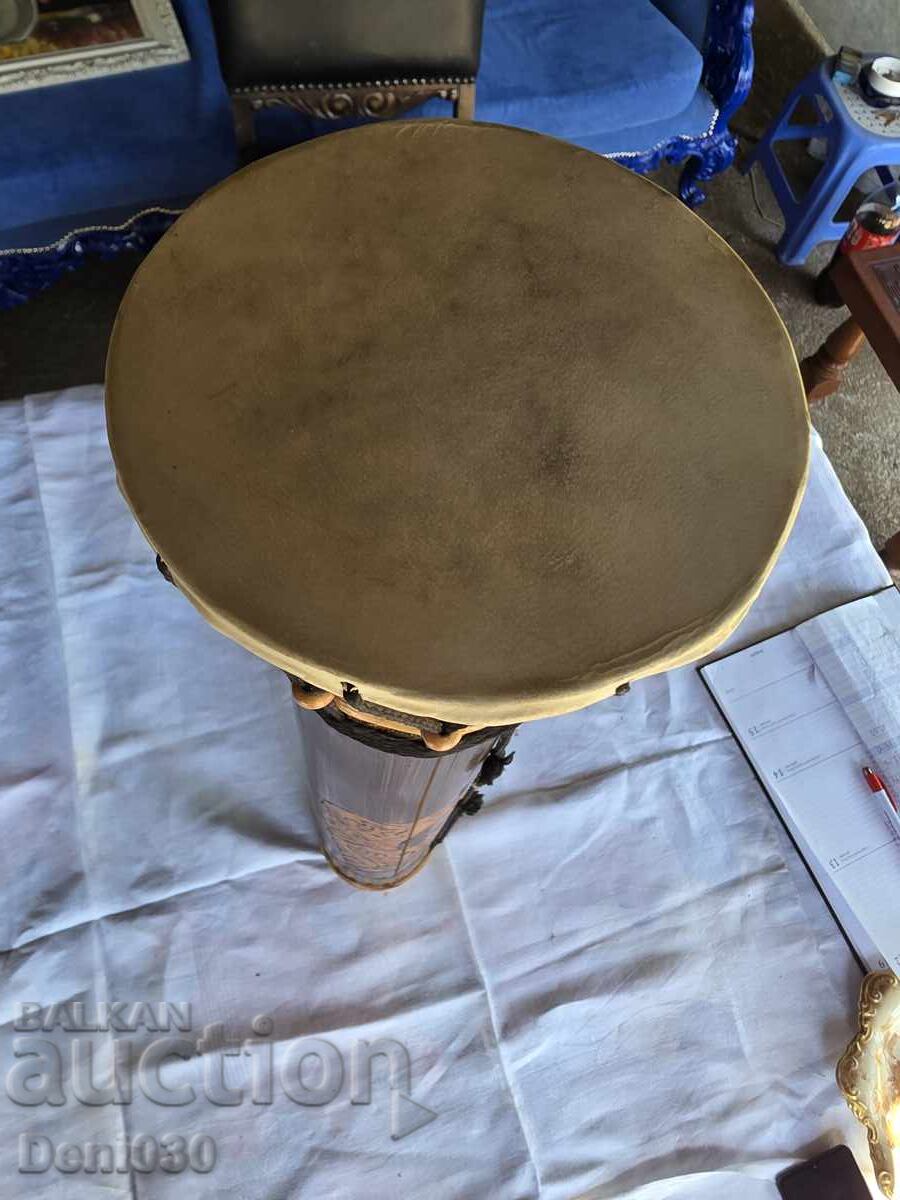 Licitație instrument de percuție