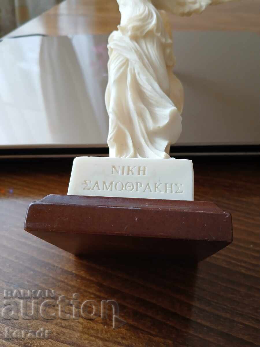 Auction  Statuette, replica of the "Winged Victory of Samothrace" statue