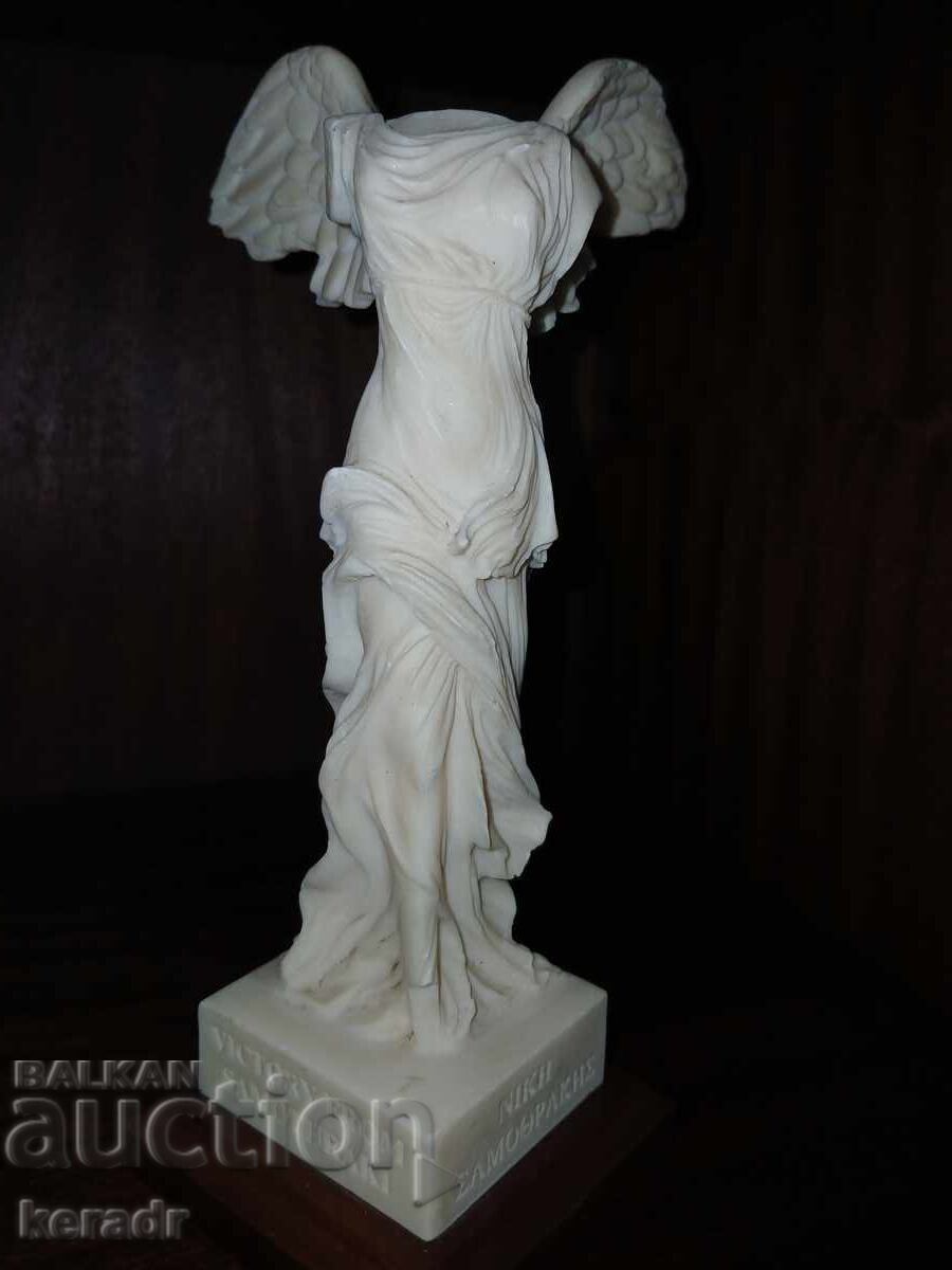 Statuette, replica of the "Winged Victory of Samothrace" statue