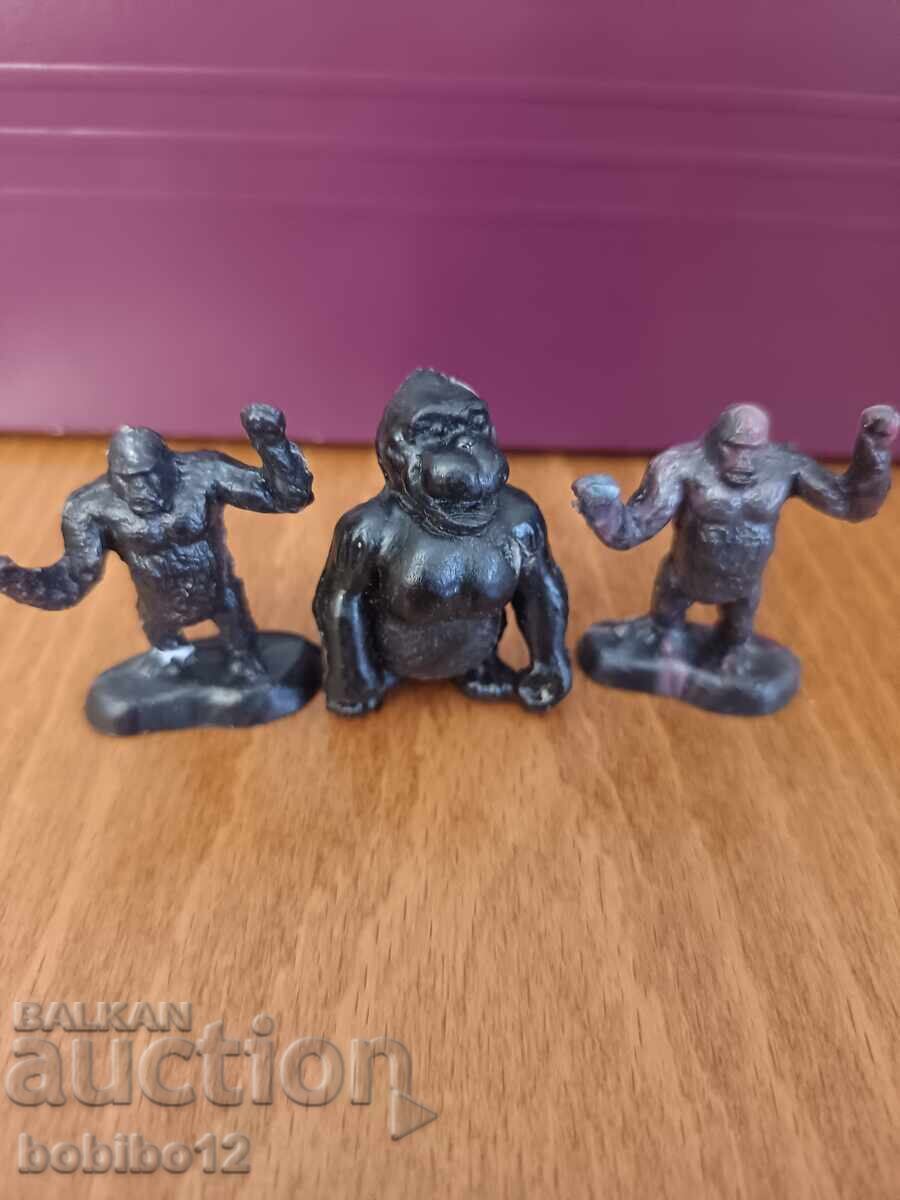 Retro collectible Gorilla / King Kong figures (3 pieces) – V - 6
